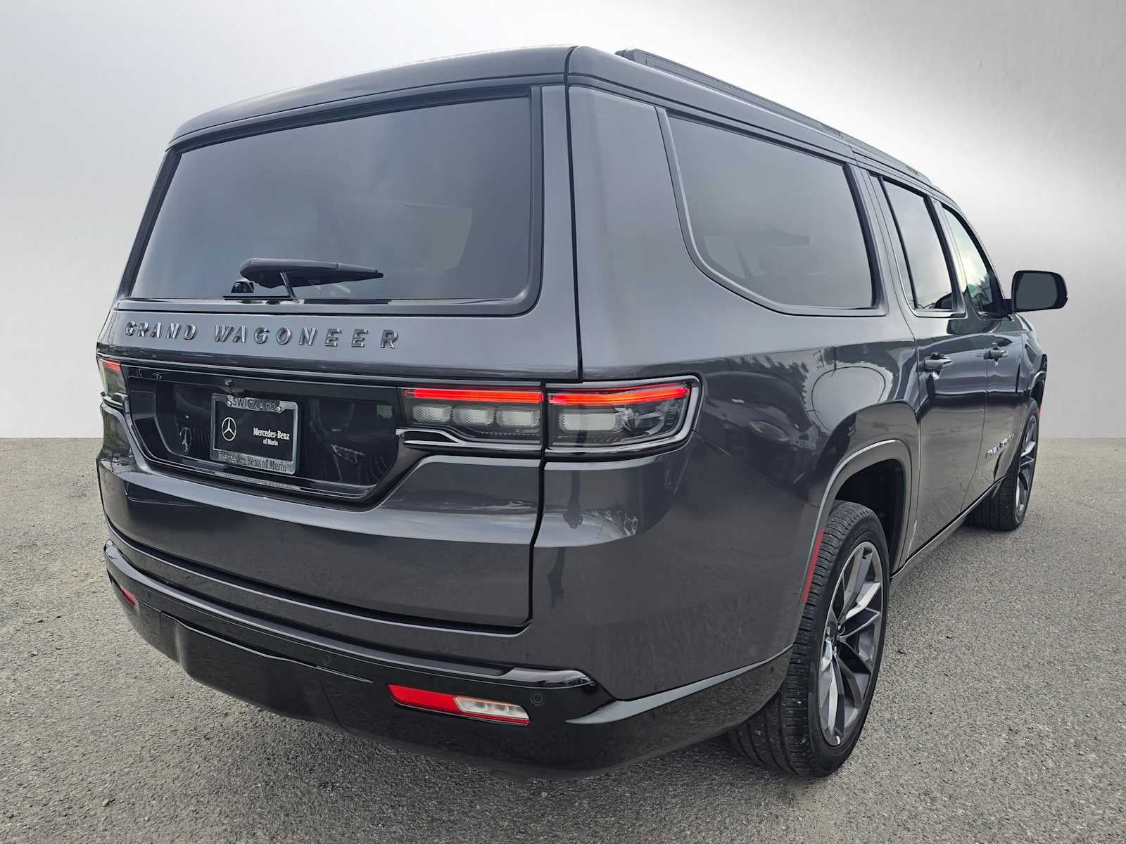 2024 Jeep Grand Wagoneer L Series III Obsidian