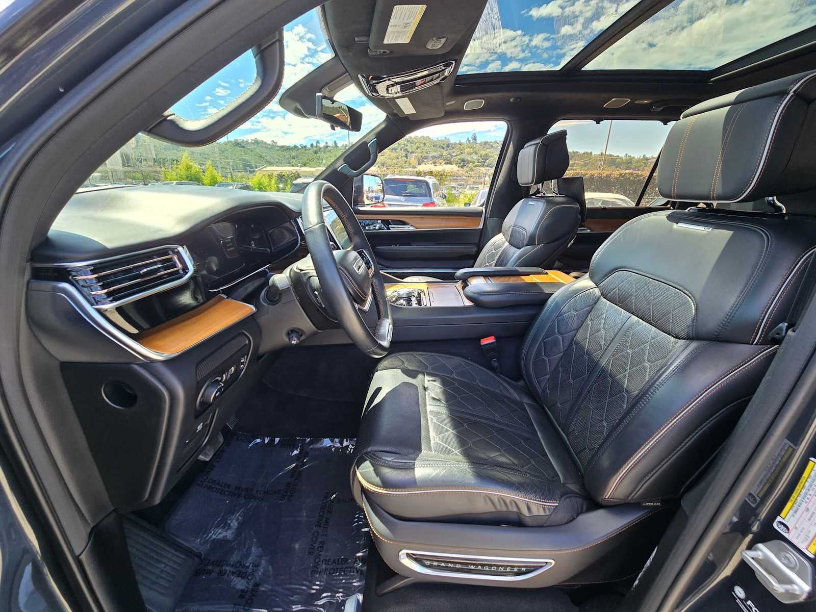 2022 Jeep Grand Wagoneer Series III