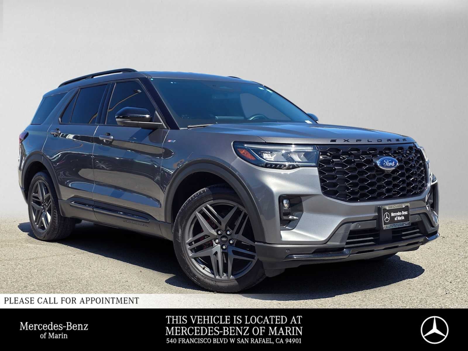 2025 Ford Explorer ST-Line