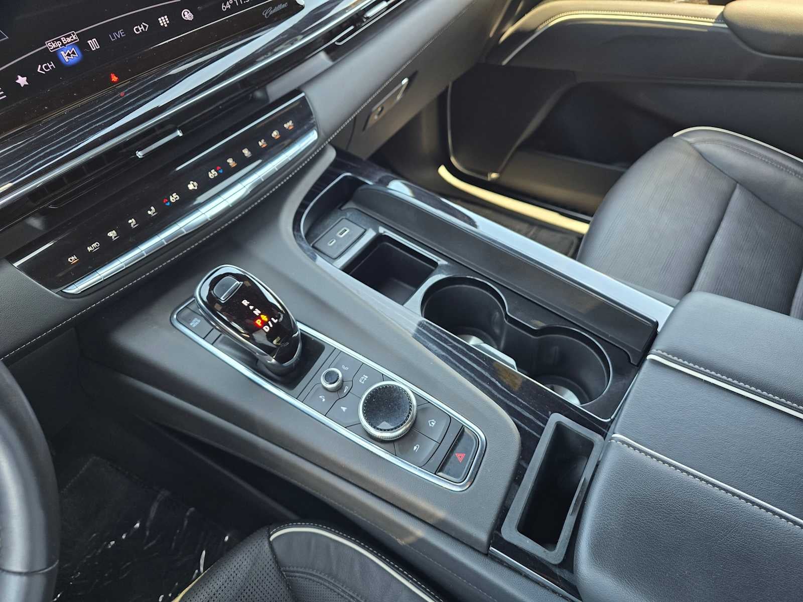 2023 Cadillac Escalade 4WD Sport