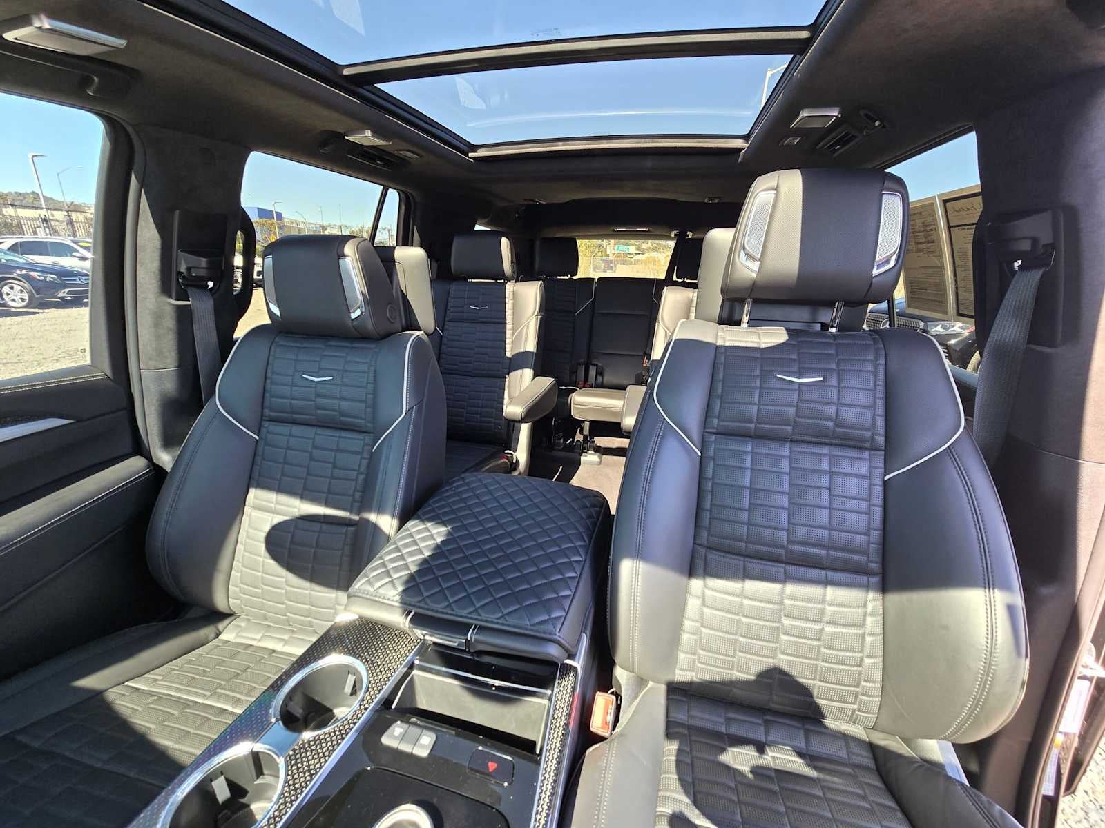 2025 Cadillac Escalade AWD V-Series