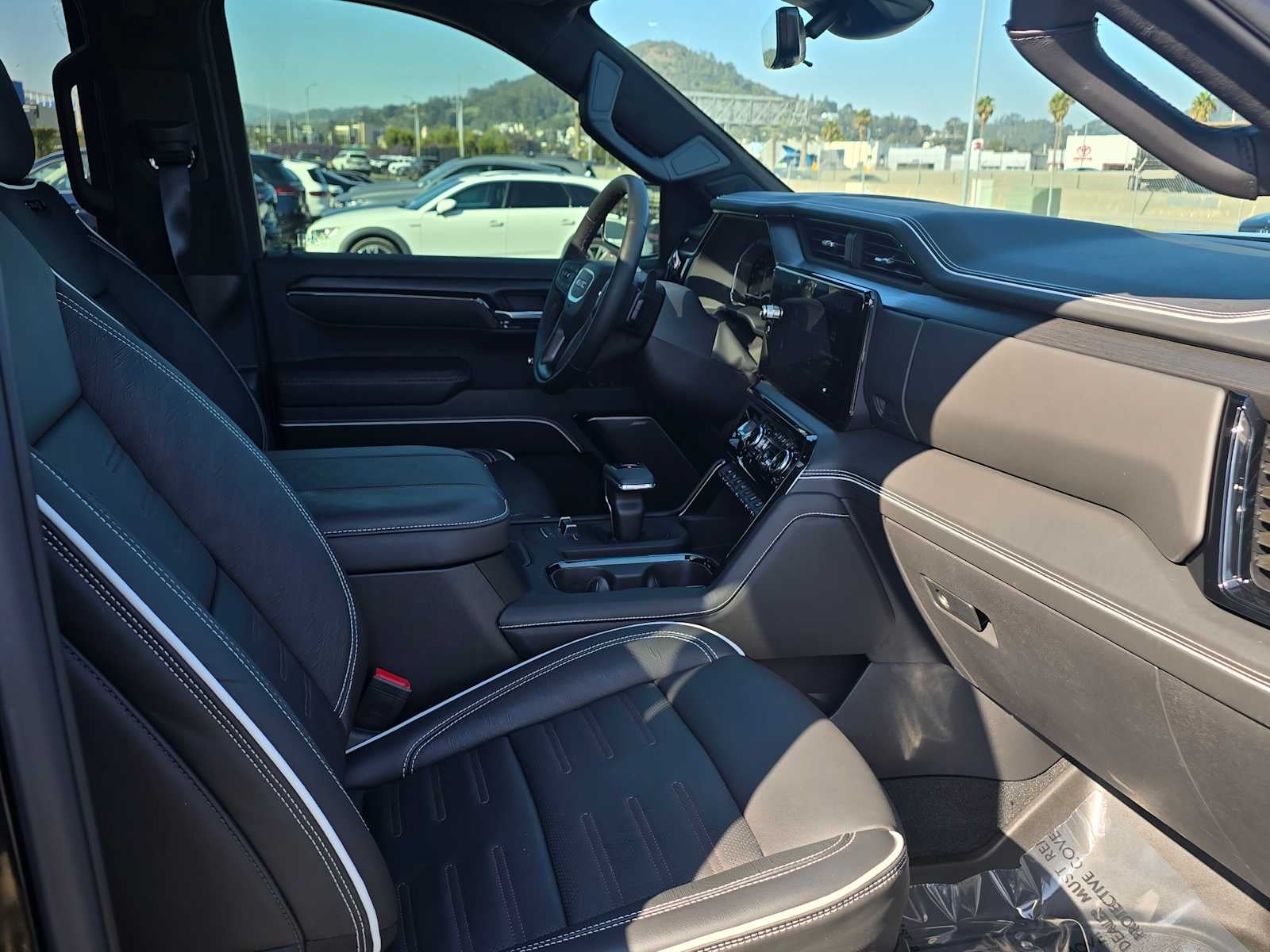 2025 GMC Sierra 1500 AT4X