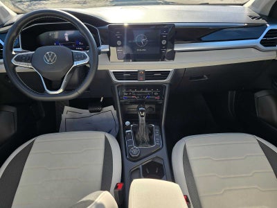 2026 Volkswagen Taos SE