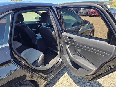 2020 Volkswagen Jetta R-Line