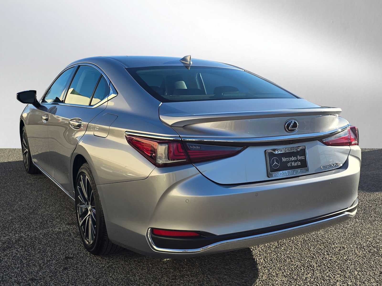 2025 Lexus ES ES 300h