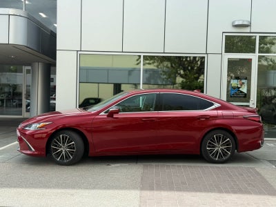 2025 Lexus ES 300h ES 300h