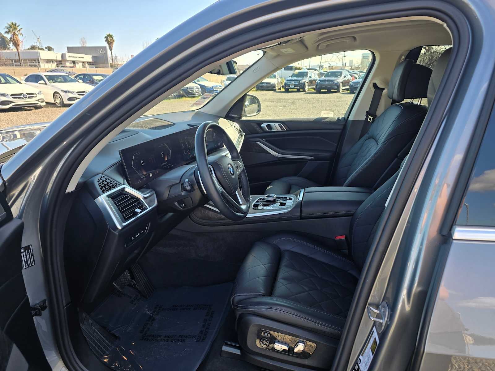 2025 BMW X7 xDrive40i xDrive40i