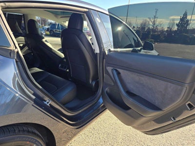 2019 Tesla Model 3 Standard Range