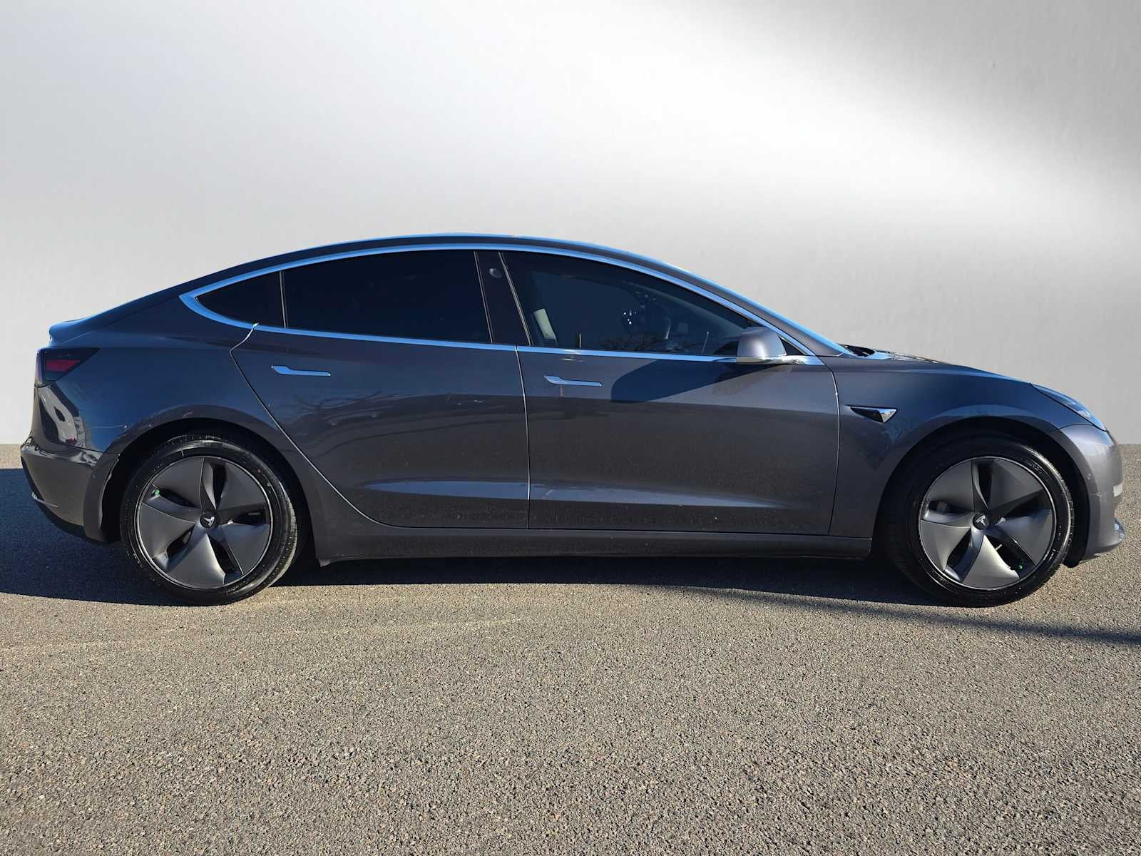 2019 Tesla Model 3 Standard Range