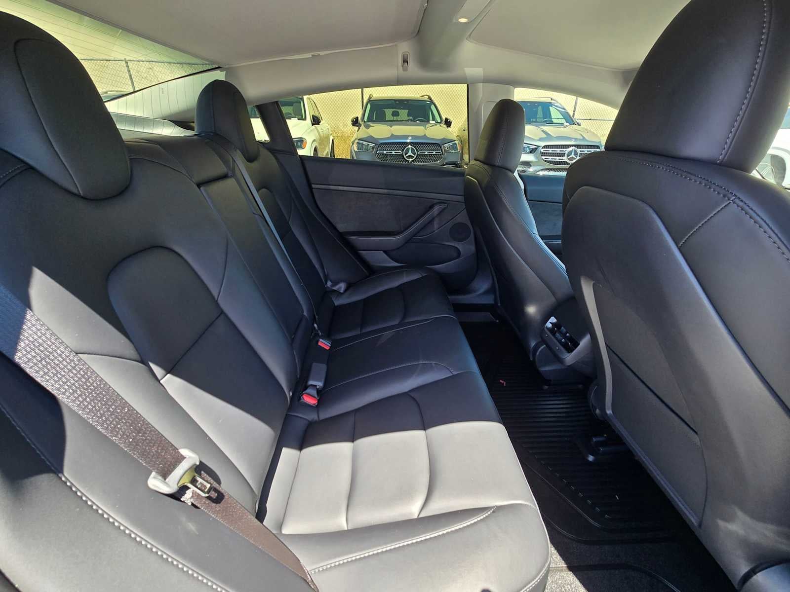 2023 Tesla Model 3 RWD
