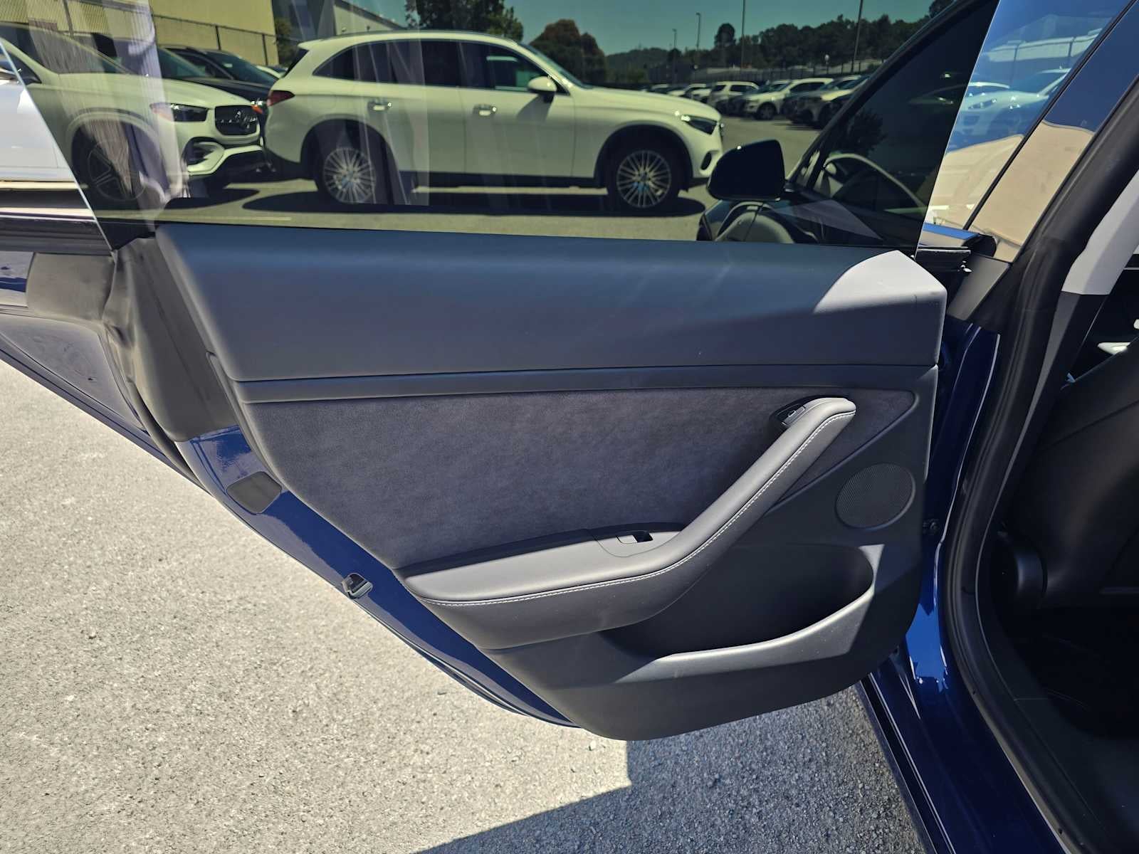 2023 Tesla Model 3 RWD