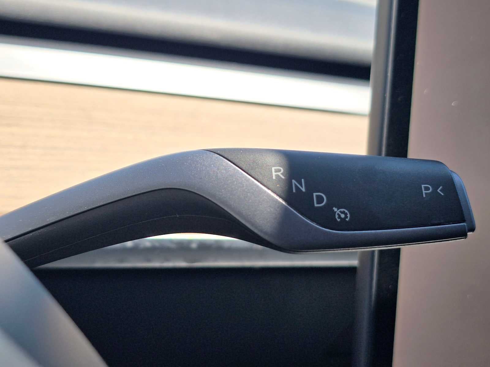 2023 Tesla Model 3 RWD