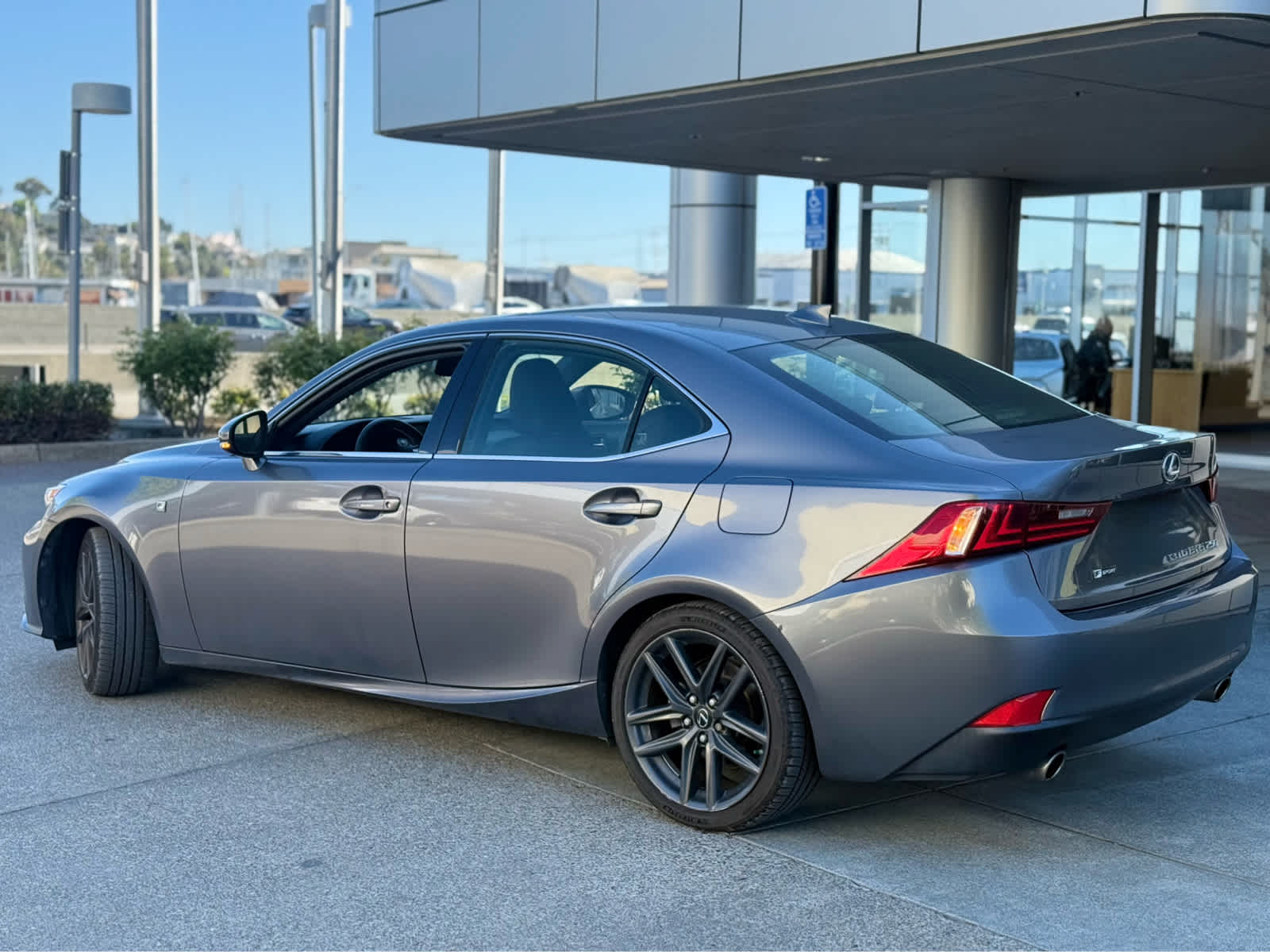 2015 Lexus IS 250 4dr Sport Sdn RWD