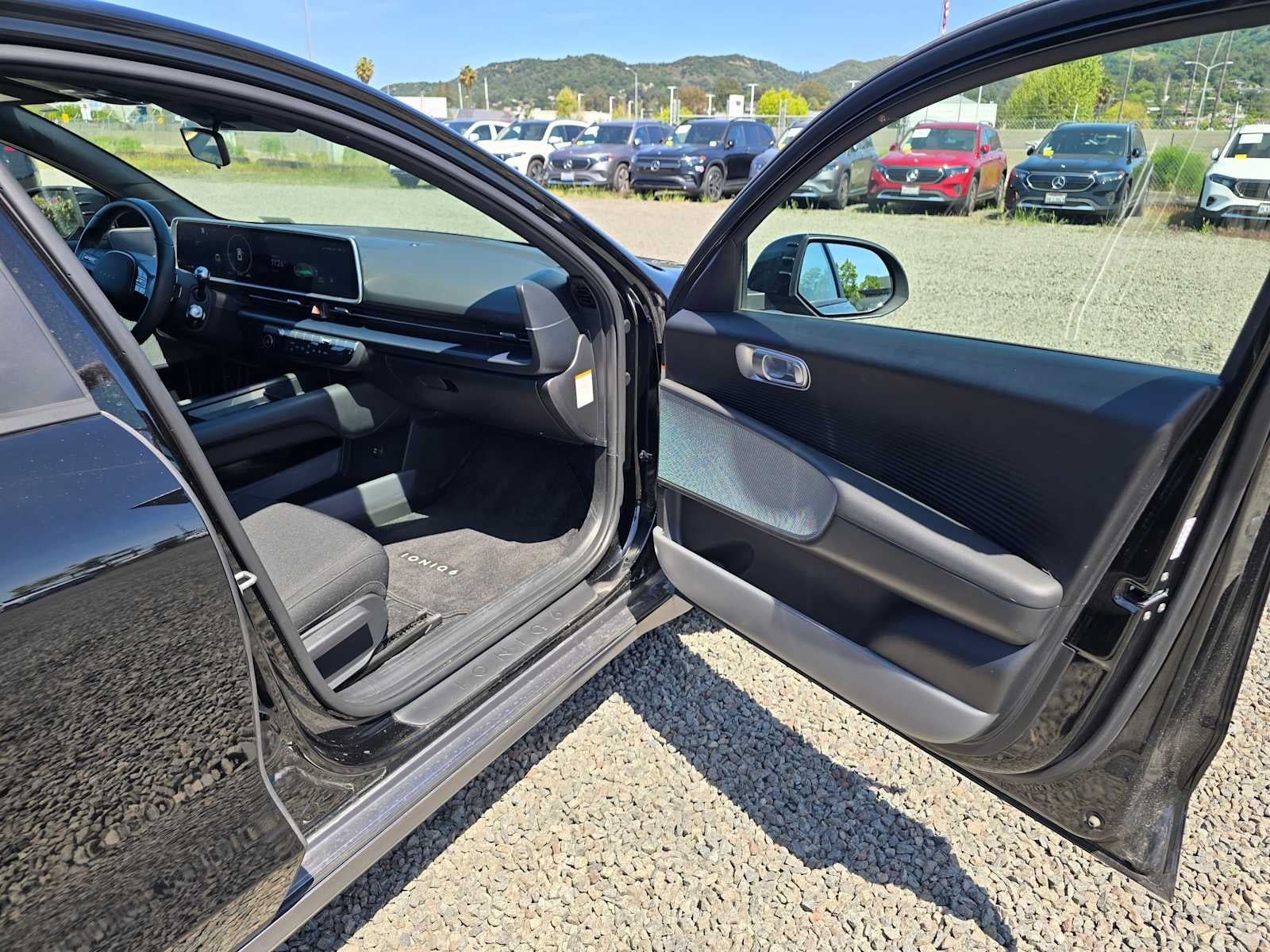 2024 Hyundai IONIQ 6 SE