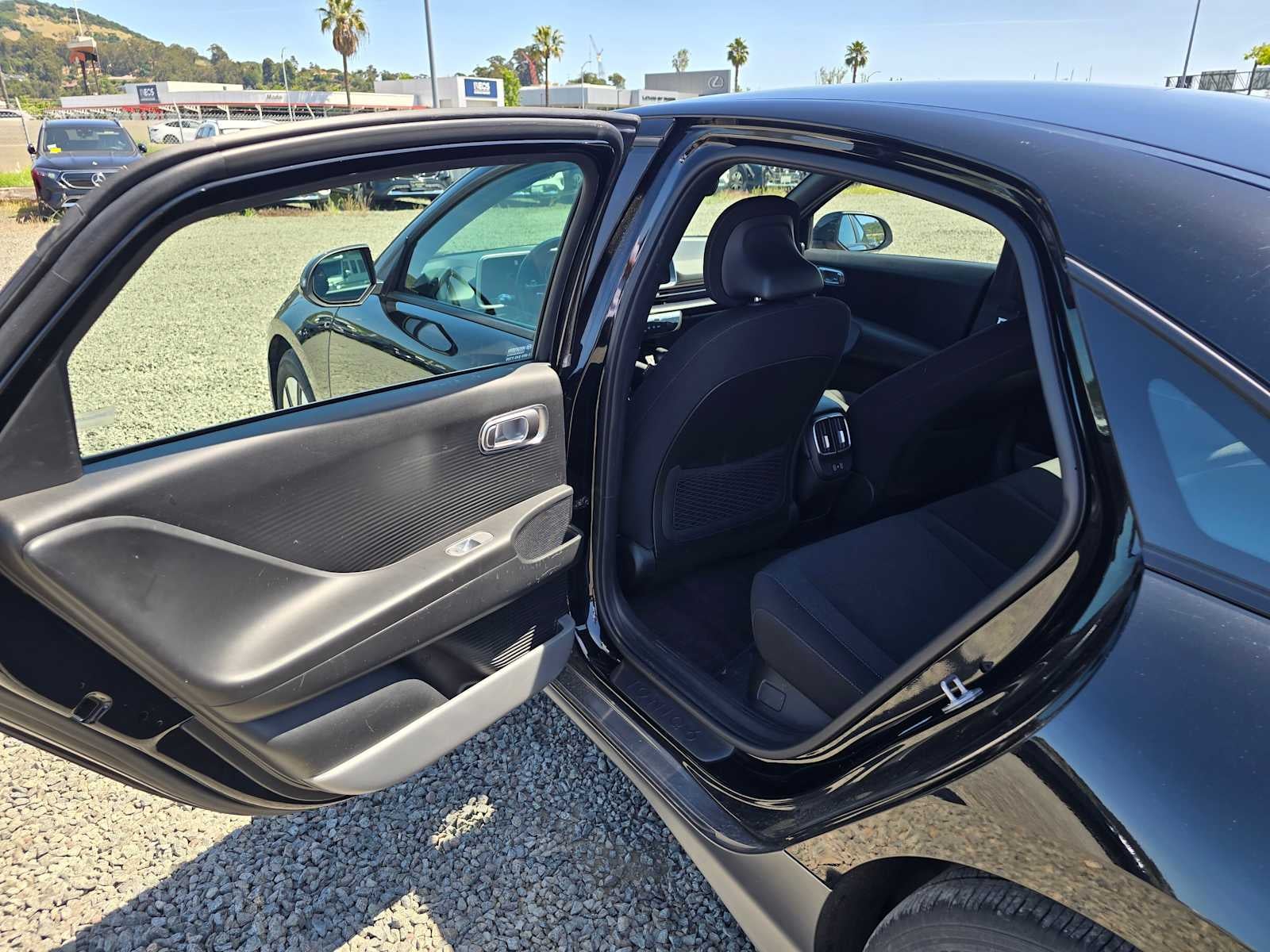 2024 Hyundai IONIQ 6 SE