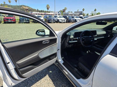 2024 Hyundai IONIQ 6 SE