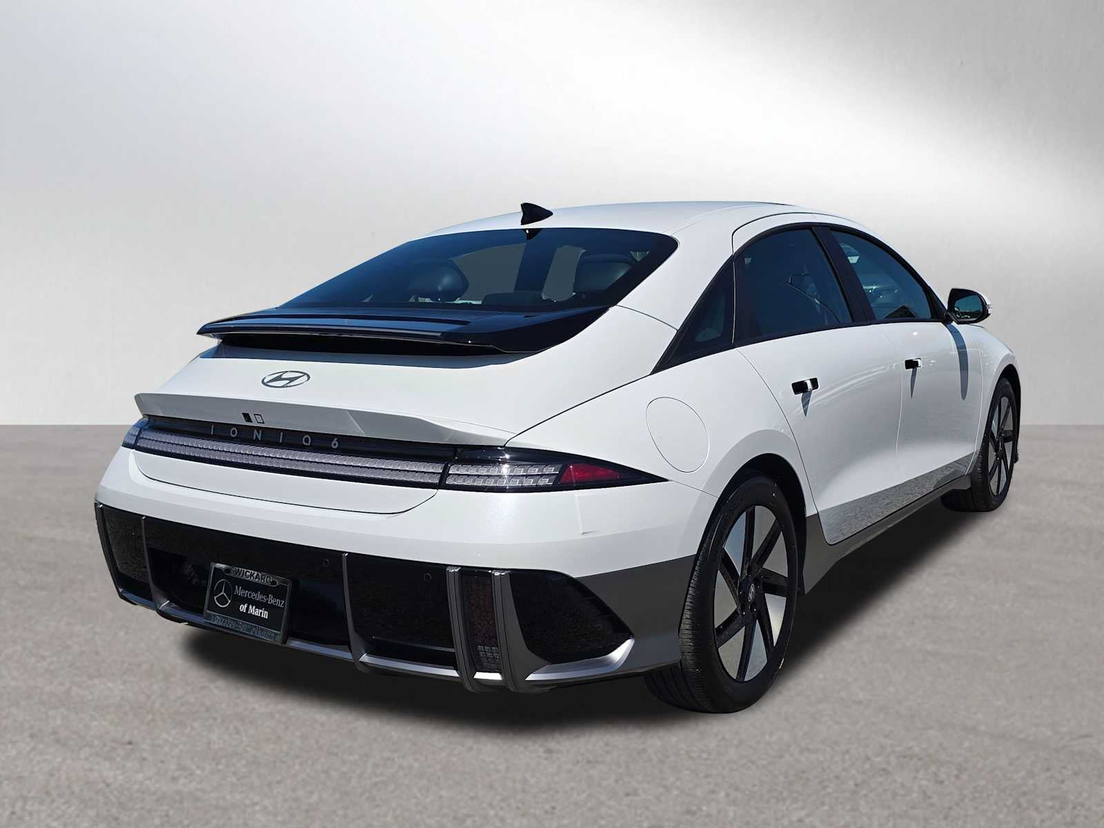 2024 Hyundai IONIQ 6 SE