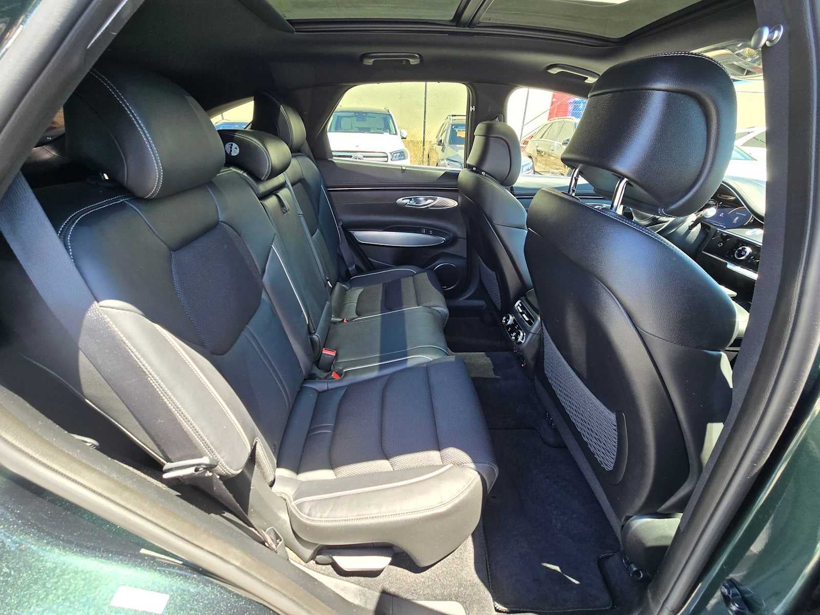 2023 Genesis GV70 2.5T