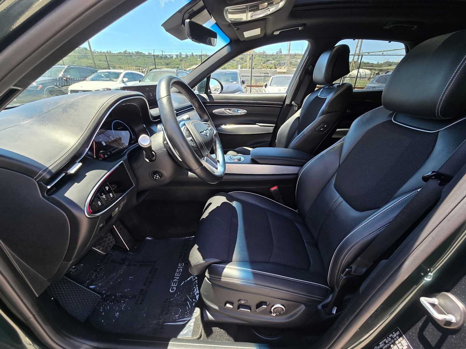 2023 Genesis GV70 2.5T