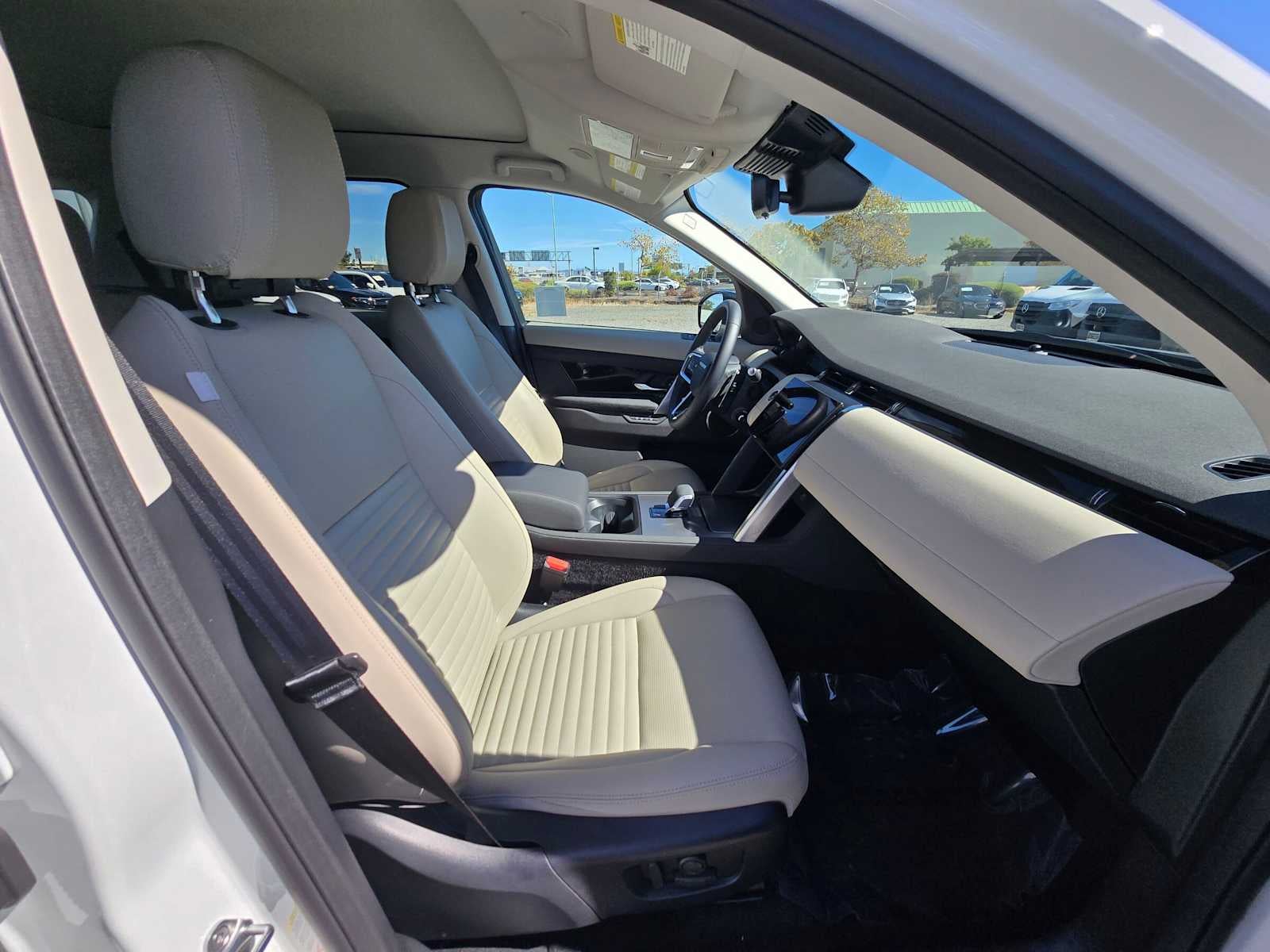 2025 Land Rover Discovery Sport S