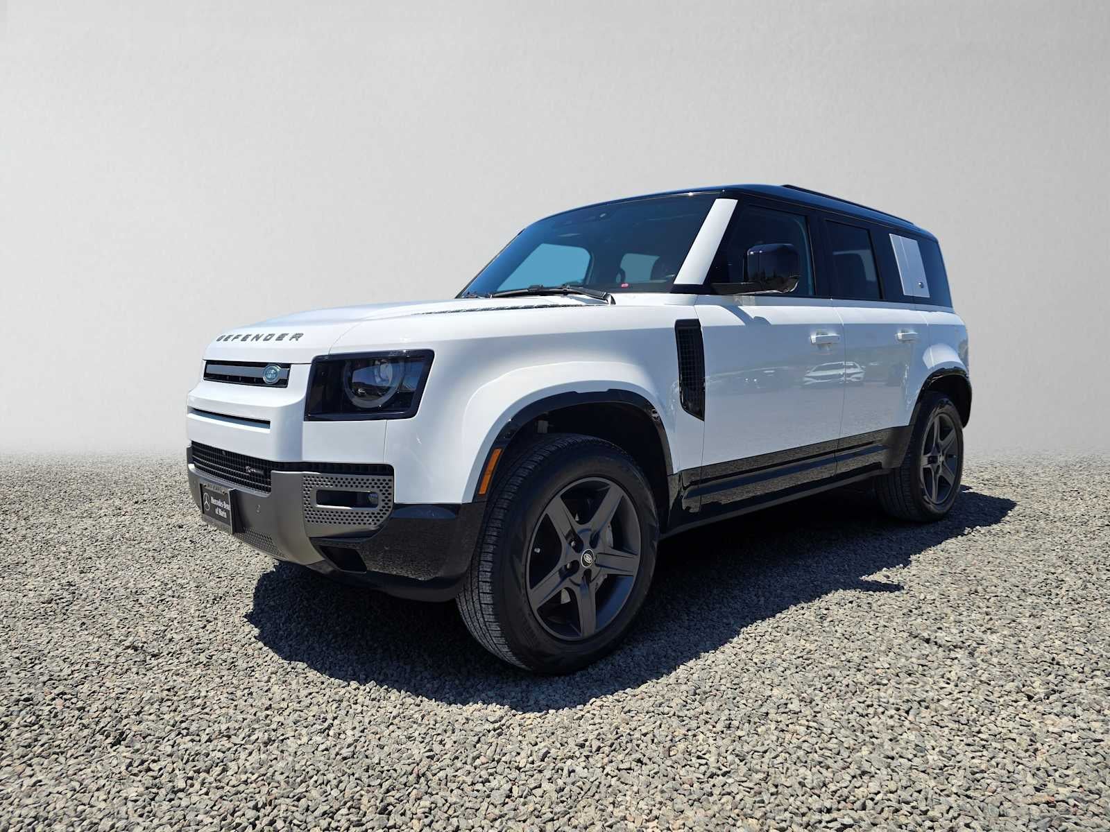 2023 Land Rover Defender X-Dynamic SE
