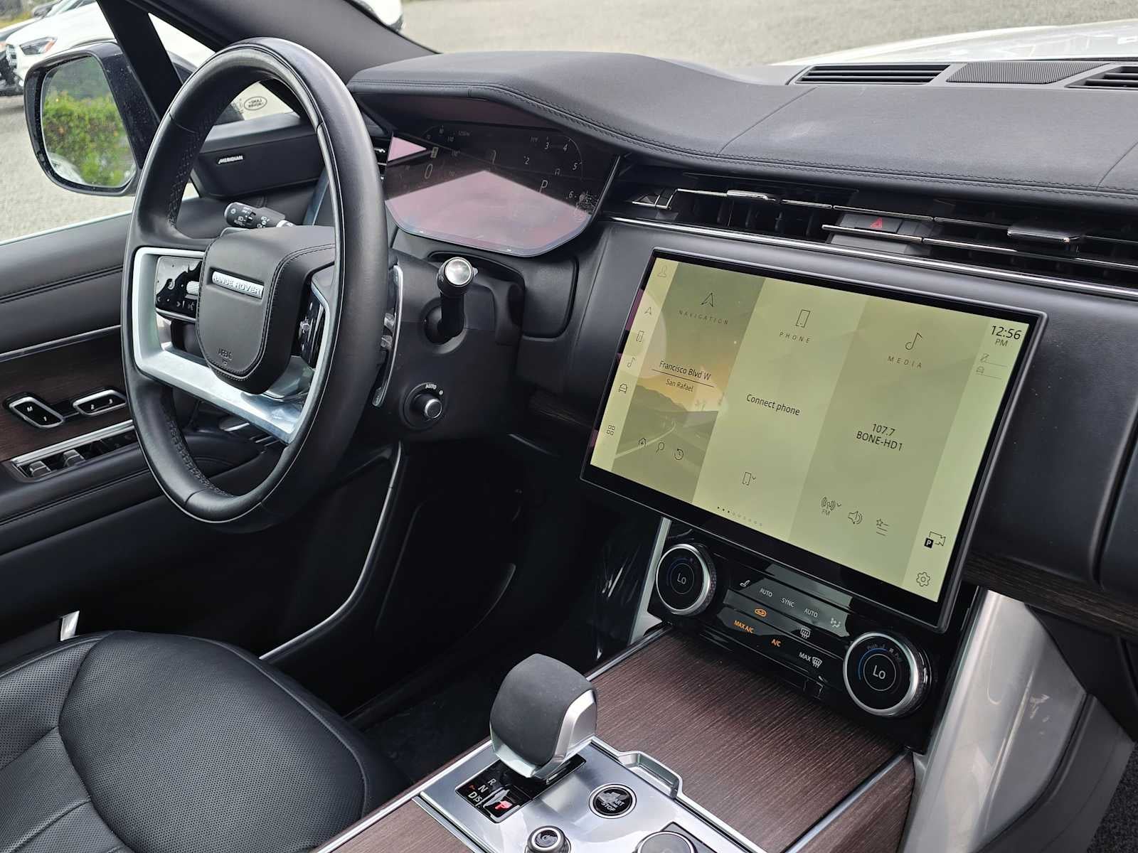 2023 Land Rover Range Rover SE