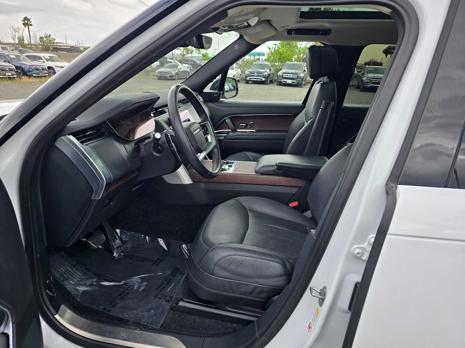 2023 Land Rover Range Rover SE