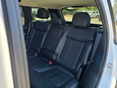 2022 Land Rover New Range Rover SE