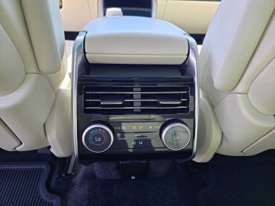 2024 Land Rover Range Rover SE