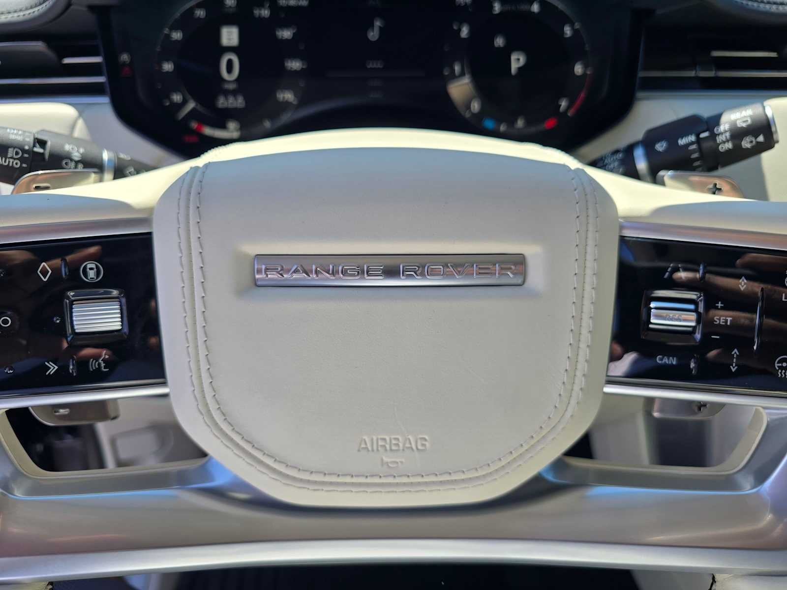 2024 Land Rover Range Rover SE