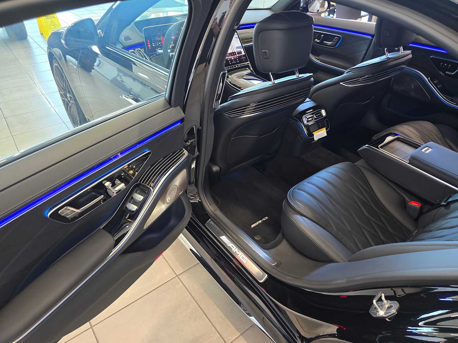 2025 Mercedes-Benz AMG® S 63 E 4MATIC® Sedan