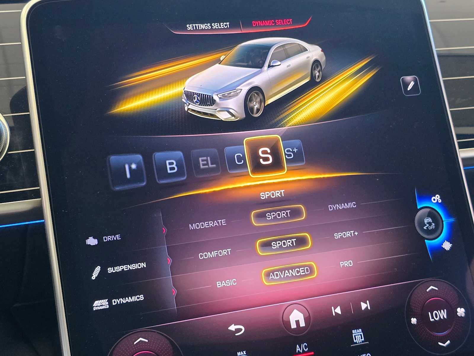 2025 Mercedes-Benz AMG® S 63 E 4MATIC® Sedan