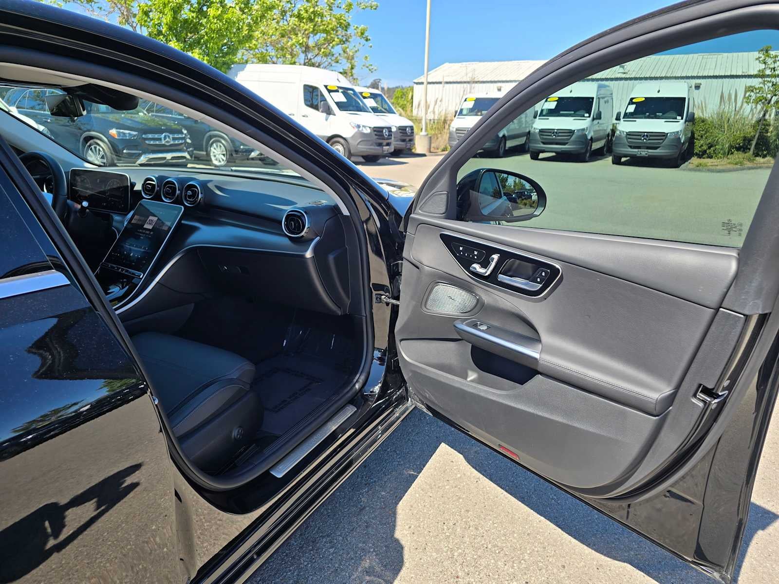 2025 Mercedes-Benz C 300 Sedan