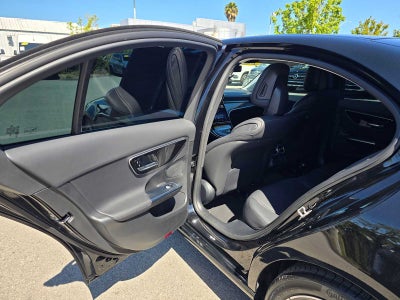 2025 Mercedes-Benz C 300 Sedan