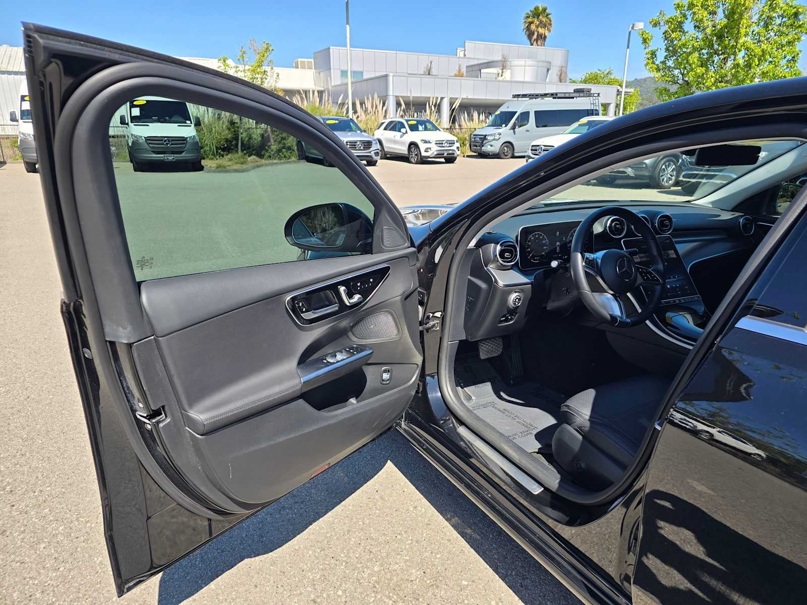 2025 Mercedes-Benz C 300 Sedan