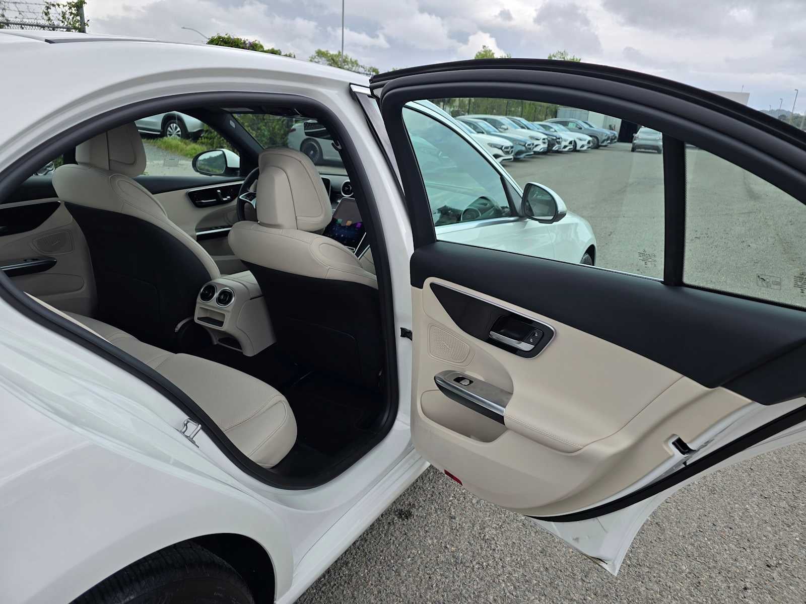 2026 Mercedes-Benz C 300 Sedan