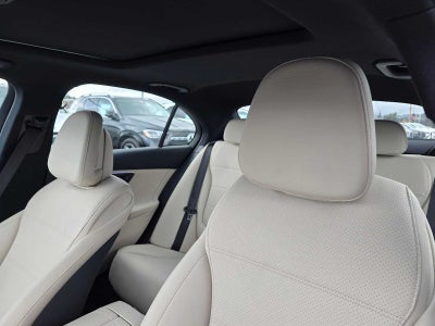 2026 Mercedes-Benz C 300 Sedan