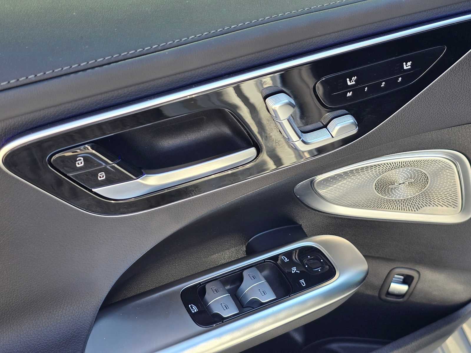 2025 Mercedes-Benz C 300 4MATIC® Sedan