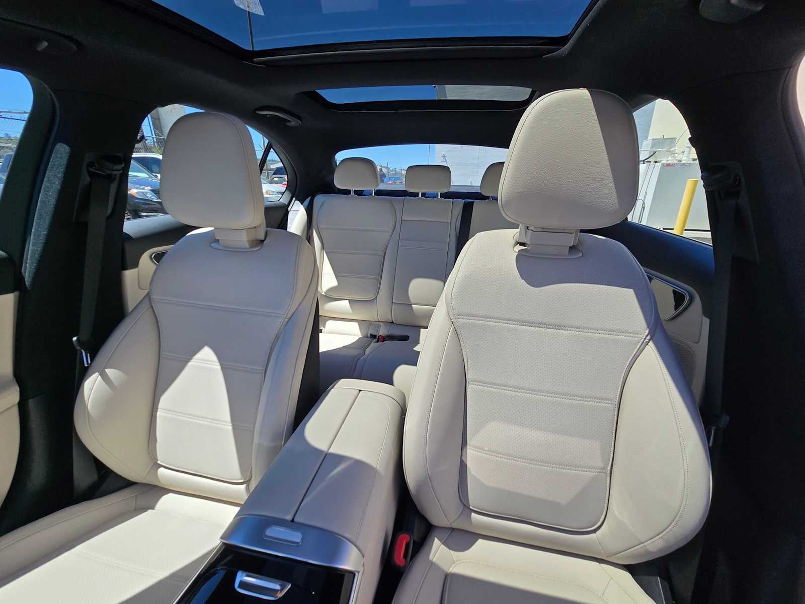 2026 Mercedes-Benz C 300 4MATIC® Sedan