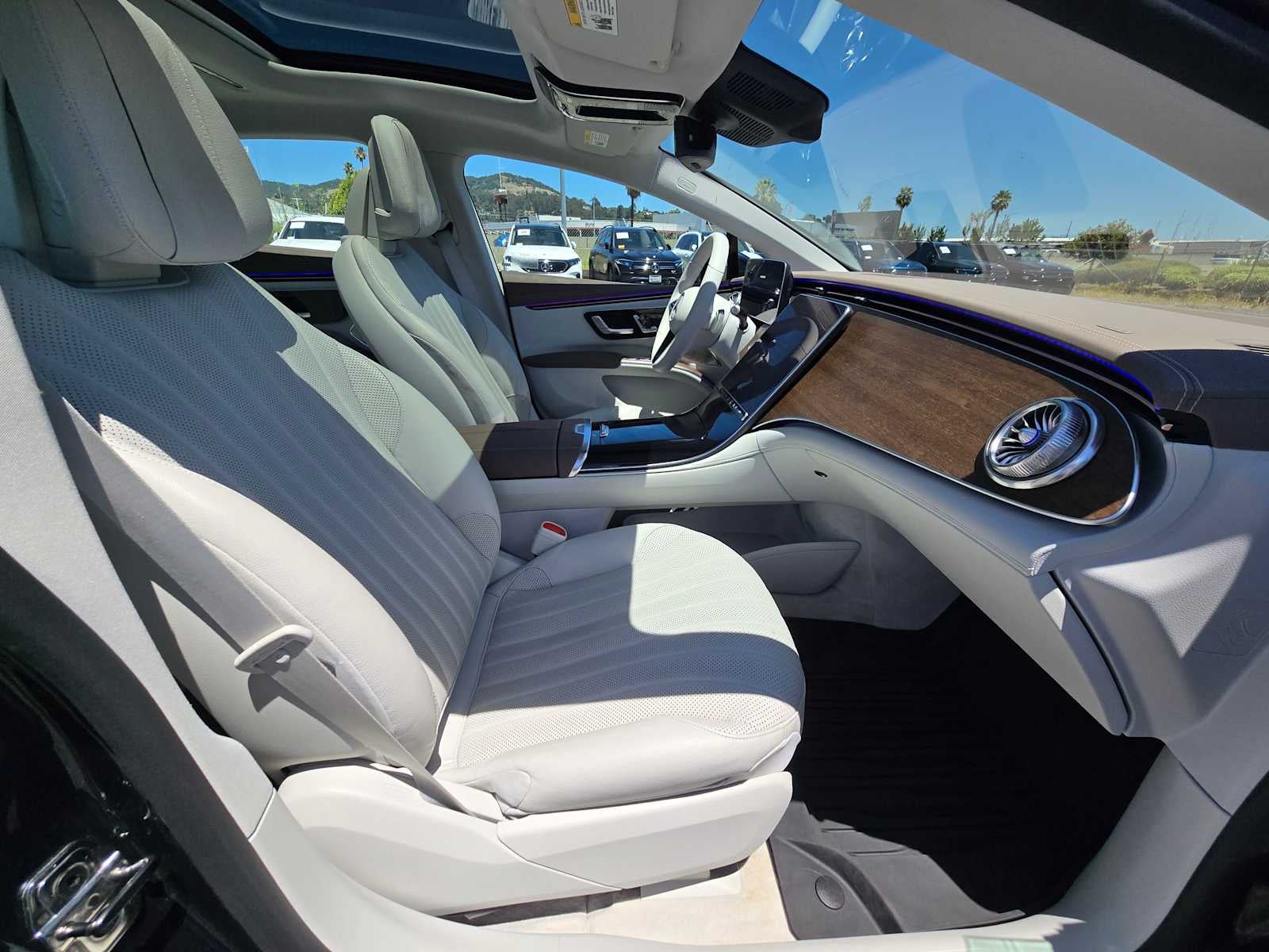 2023 Mercedes-Benz EQS 450 4MATIC® Sedan