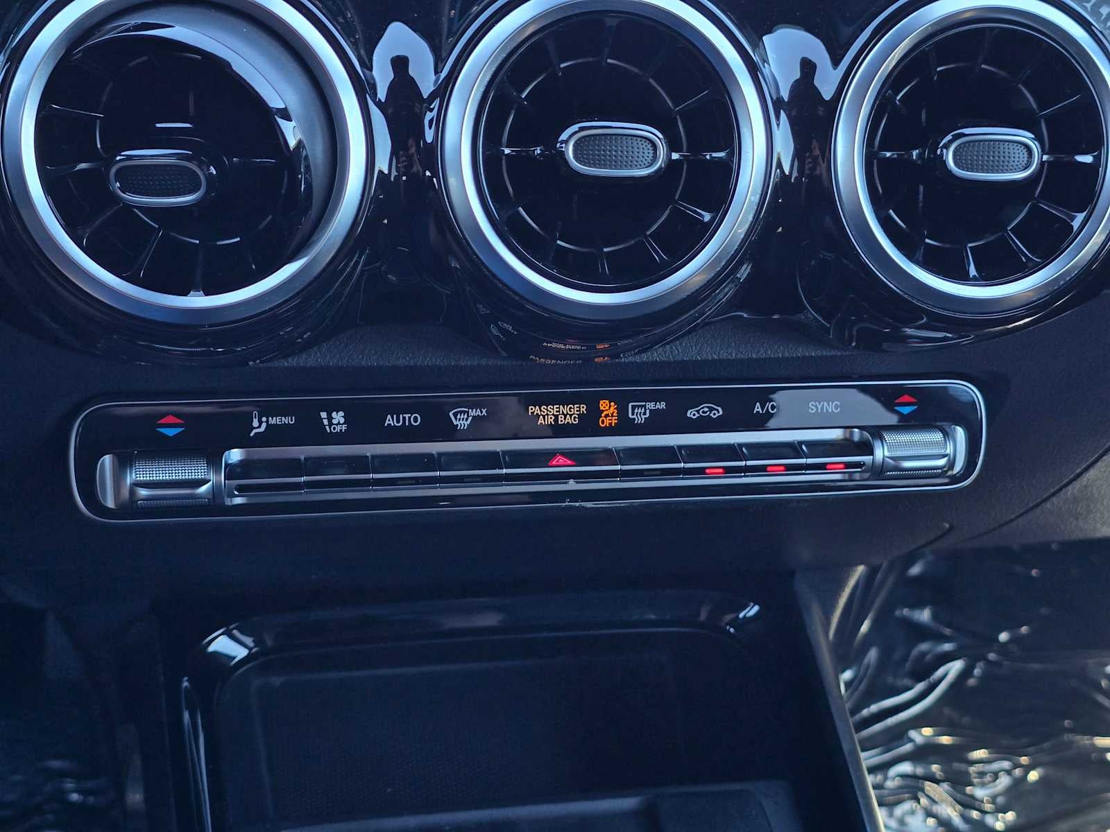 2026 Mercedes-Benz GLB 250 SUV