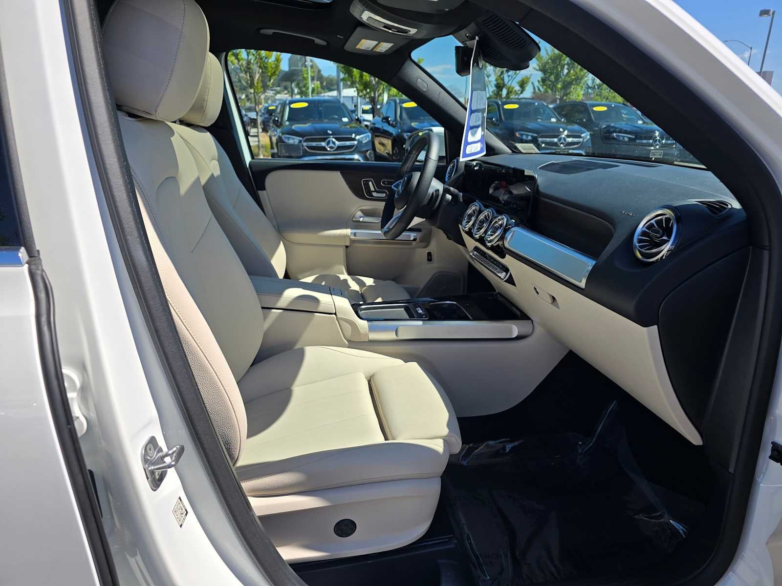 2026 Mercedes-Benz GLB 250 SUV