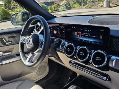 2026 Mercedes-Benz GLB 250 SUV