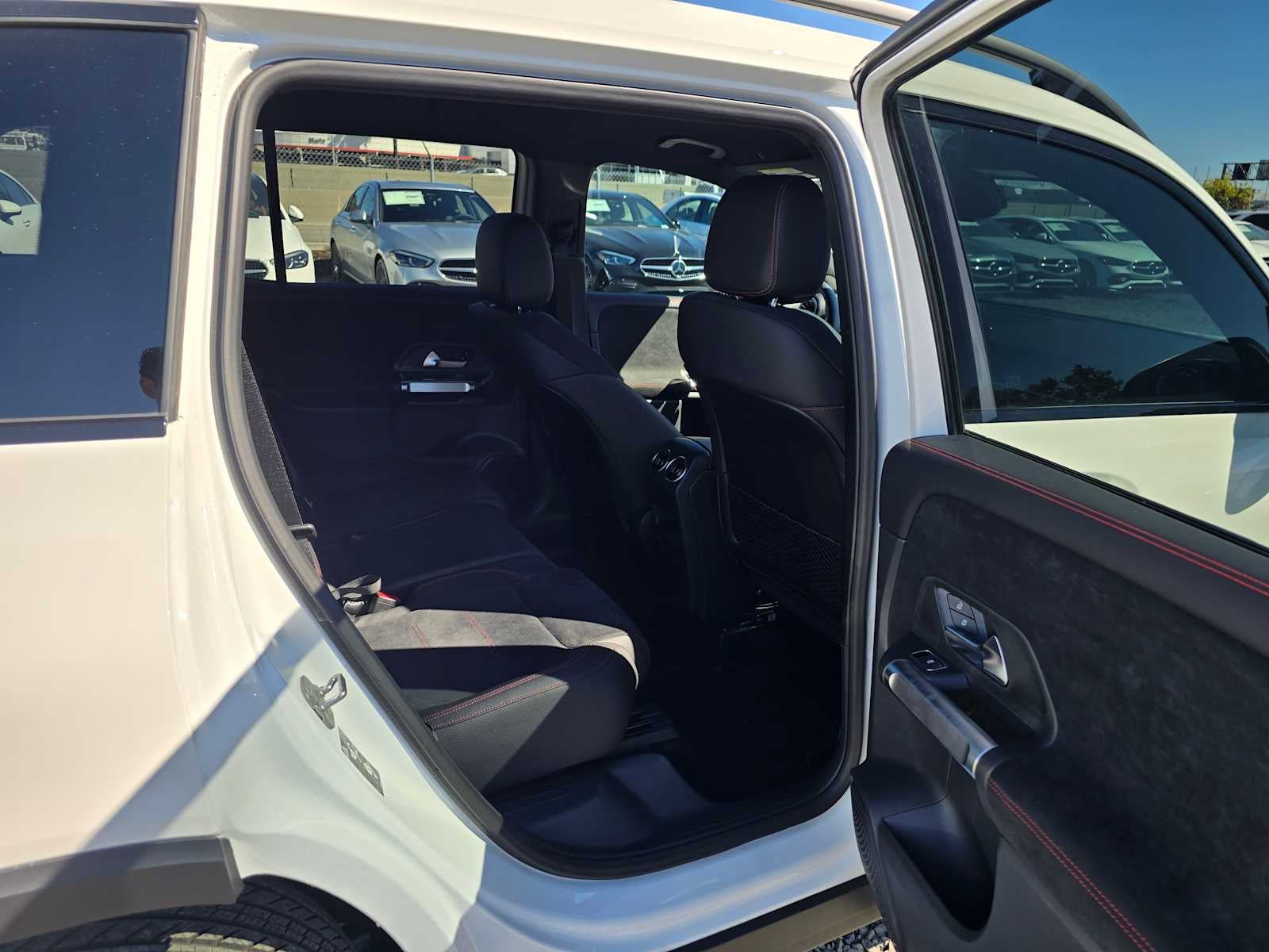 2024 Mercedes-Benz GLB 250 SUV