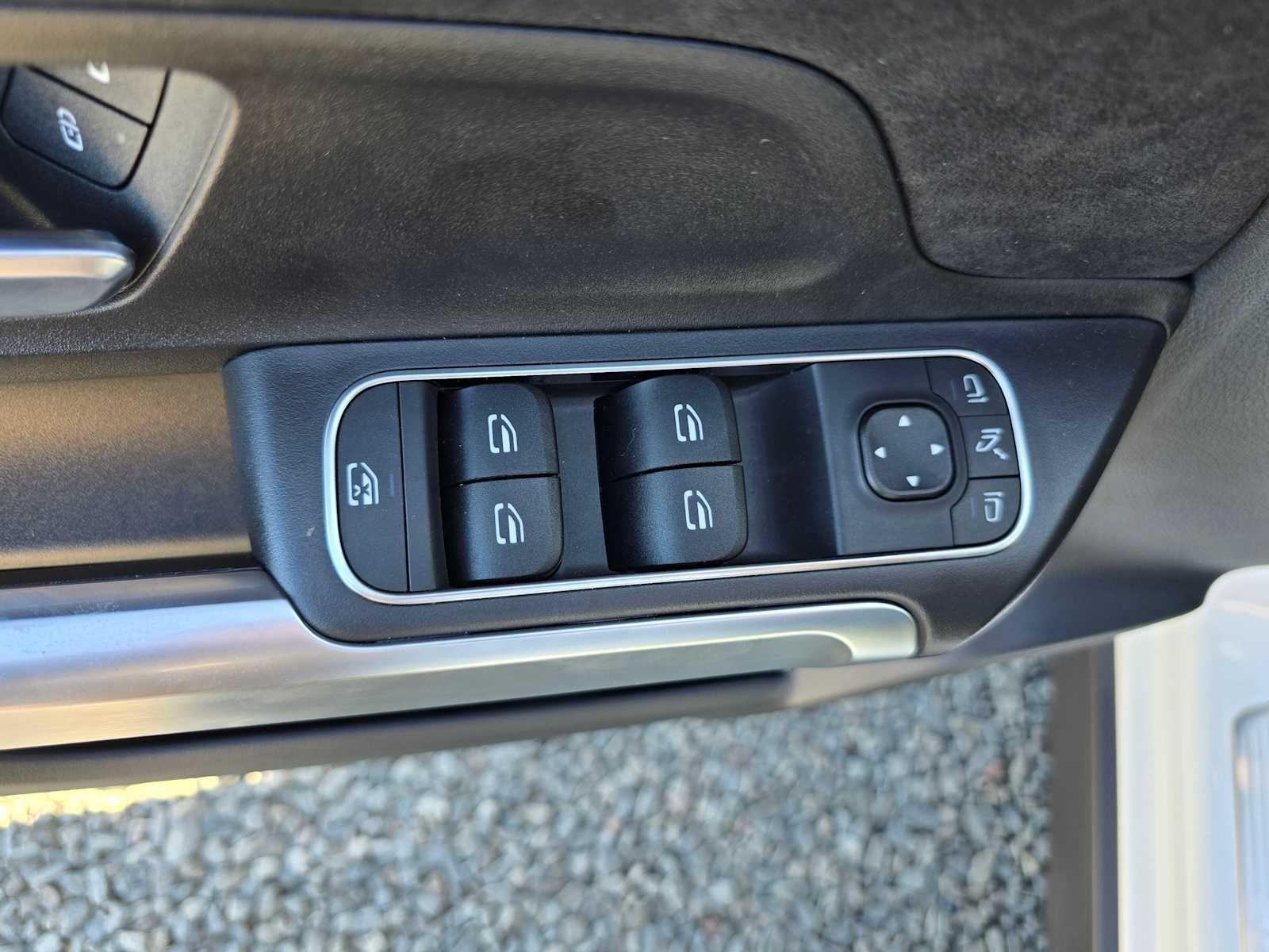 2024 Mercedes-Benz GLB 250 SUV