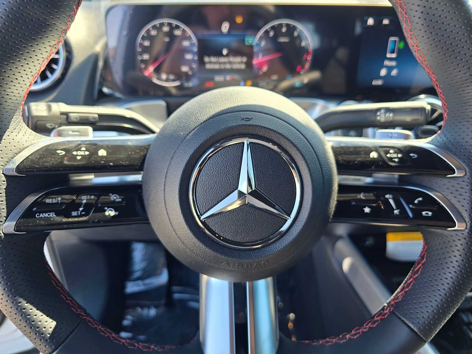 2024 Mercedes-Benz GLB 250 SUV