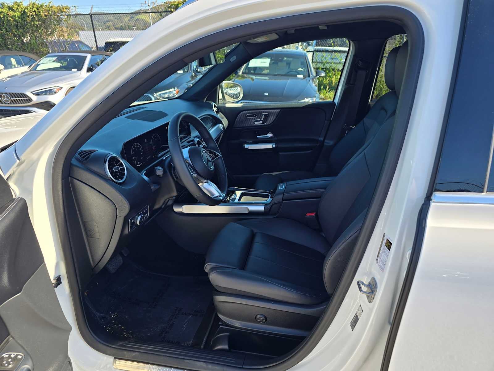 2026 Mercedes-Benz GLB 250 SUV