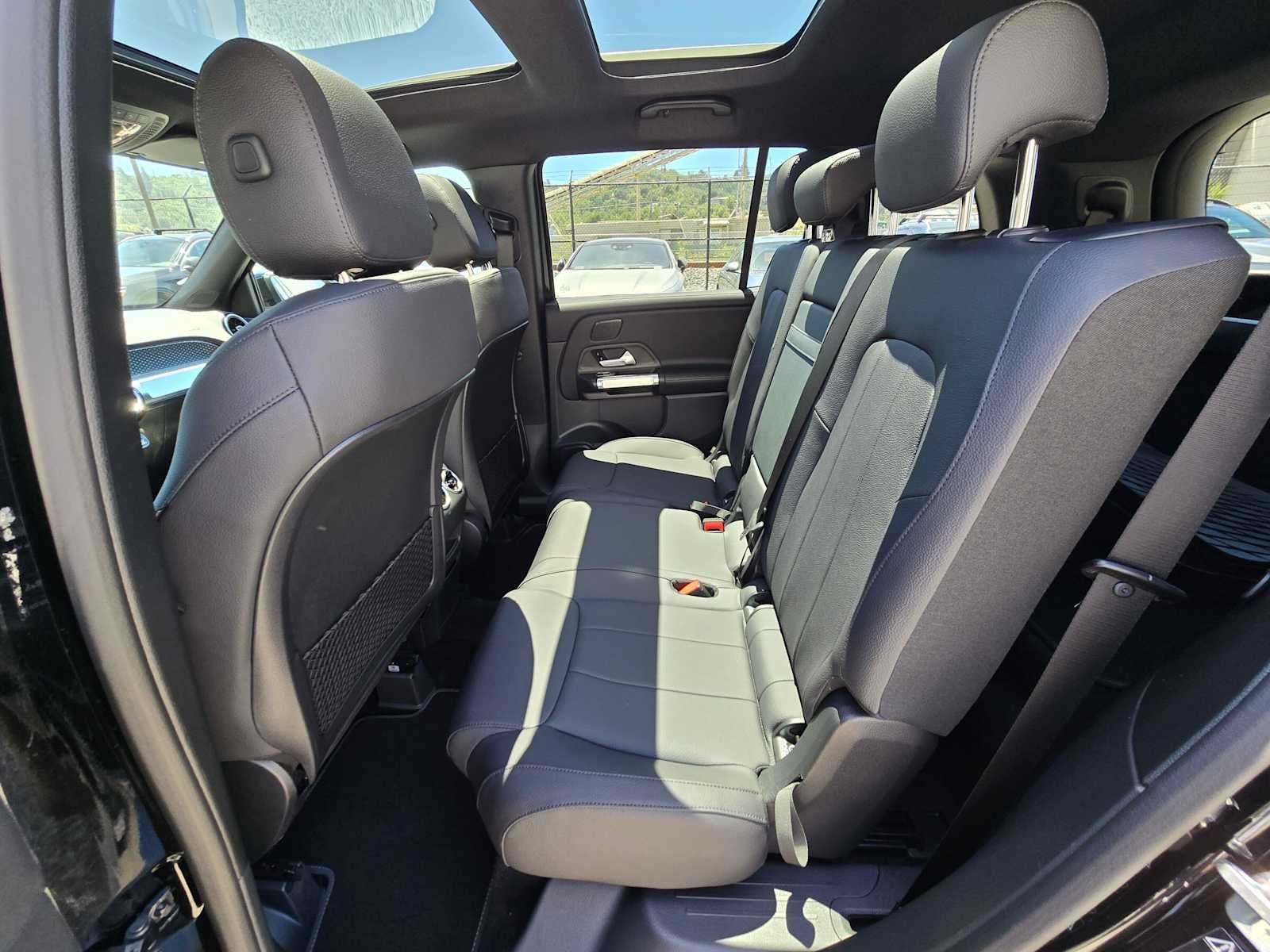 2026 Mercedes-Benz GLB 250 4MATIC® SUV