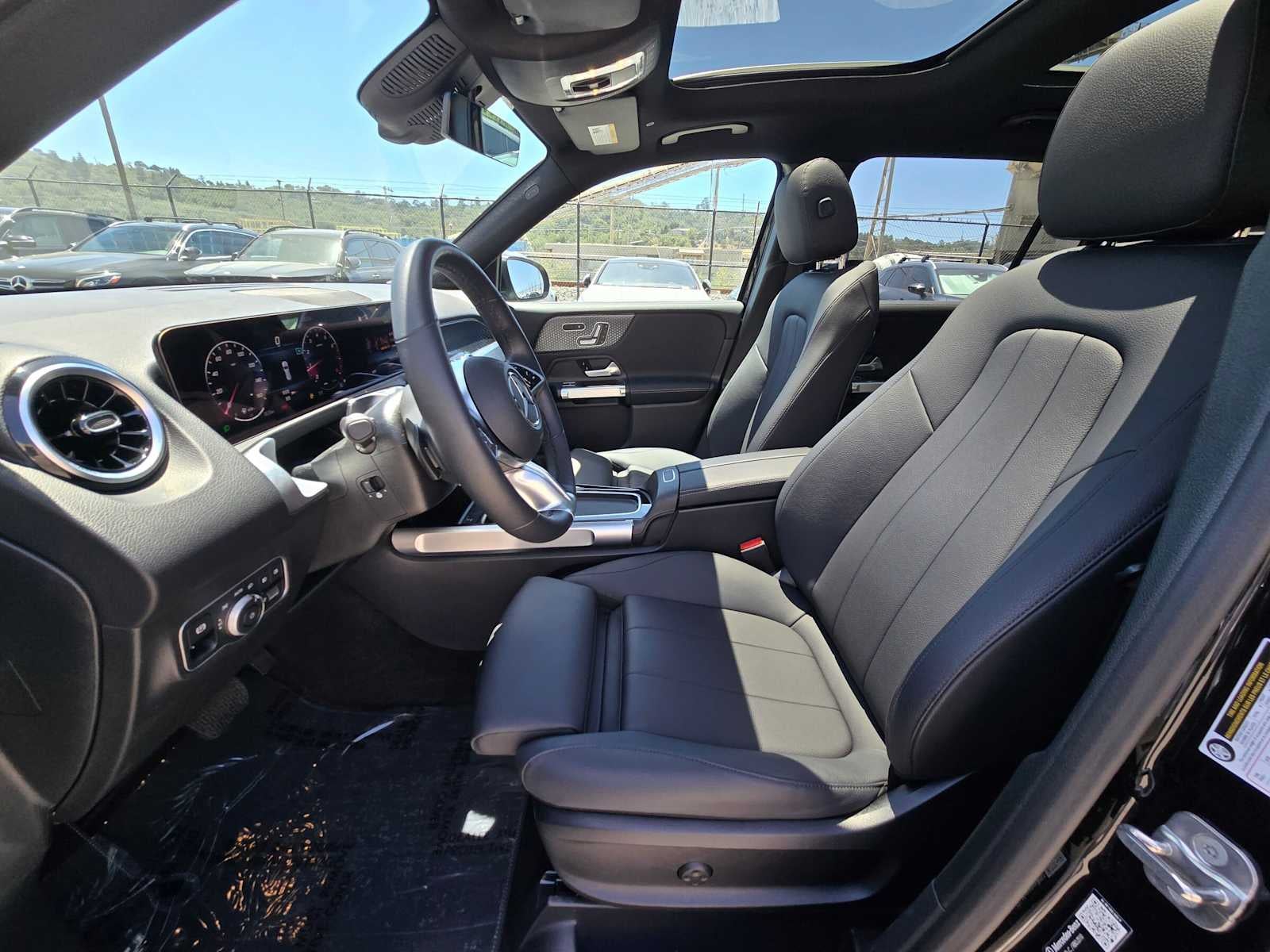 2026 Mercedes-Benz GLB 250 4MATIC® SUV