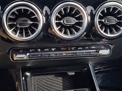 2025 Mercedes-Benz GLB 250 GLB 250